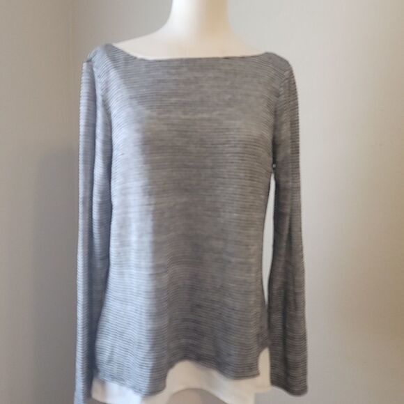 White house black market long sleeve bundle of tops. - Picture 4 of 14